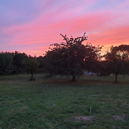 Les Etoiles De Morphee Villa Auriac-sur-Vendinelle Kültér fotó